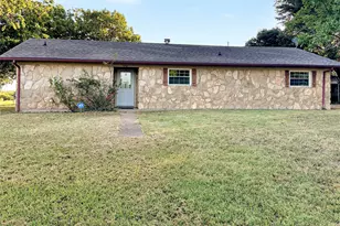 430 Edwards, Dublin, TX 76446 - Photo 1