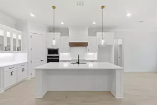 2714 Village Rd, Granbury, TX 76049 - Photo 10