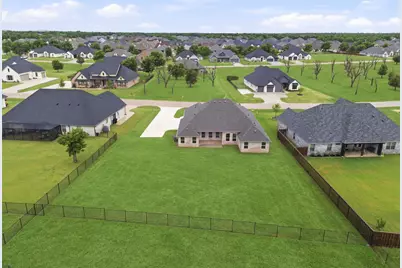 2714 Village Road, Granbury, TX 76049 - Photo 36