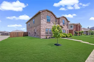 1981 Rainwater Way, Lancaster, TX 75146 - Photo 2