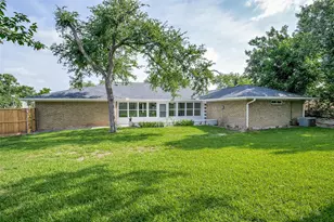 7208 Fernmeadow Dr, Dallas, TX 75248 - Photo 30