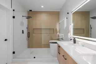 1908 Duluth St, Dallas, TX 75212 - Photo 24