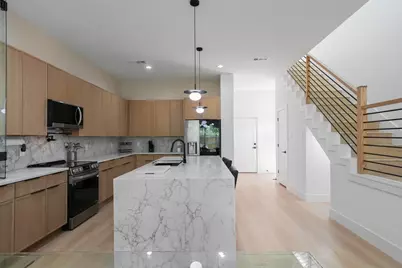 1908 Duluth Street, Dallas, TX 75212 - Photo 12