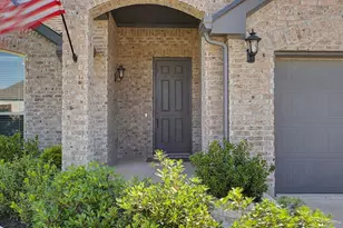 1004 Deer Rdg Dr, Crowley, TX 76036 - Photo 2