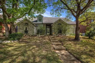 2737 Windswept Ln, Mesquite, TX 75181 - Photo 2