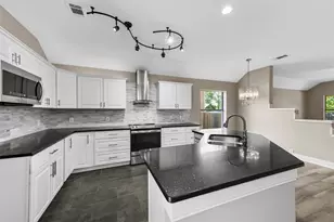 3805 San Lorenzo Dr, Denton, TX 76210 - Photo 2