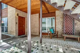 4035 Holland Ave, Dallas, TX 75219 - Photo 2