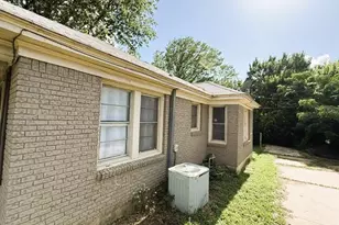 2508 Purselley Dr, Fort Worth, TX 76112 - Photo 2