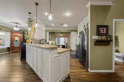 212 Shady Place Drive, Waco, TX 76712 - Photo 6