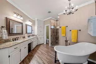 212 Shady Pl Dr, Waco, TX 76712 - Photo 16
