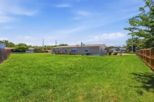 201 Oak St, Blue Ridge, TX 75424 - Photo 14