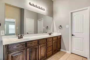 1404 Pillar Bluff Way, McKinney, TX 75072 - Photo 14