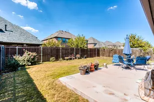 1404 Pillar Bluff Way, McKinney, TX 75072 - Photo 20