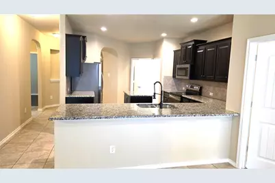 11504 Starlight Ranch Trail, Fort Worth, TX 76052 - Photo 4