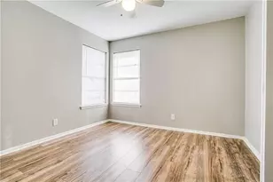 1255 E Pentagon Pkwy, Dallas, TX 75216 - Photo 4