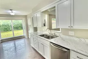 306 Line Dr, Gainesville, TX 76240 - Photo 4