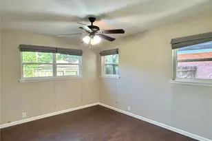 306 Line Dr, Gainesville, TX 76240 - Photo 10