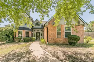 2 Edgemere Ct, Trophy Club, TX 76262 - Photo 1