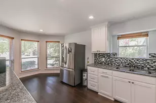 2 Edgemere Ct, Trophy Club, TX 76262 - Photo 12