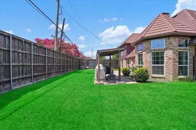 6035 Berry Trail Court, Dallas, TX 75248 - Photo 36
