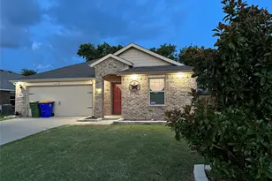 2520 Old Farm Dr, Seagoville, TX 75159 - Photo 2
