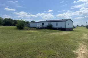 9204 Oklahoma St, Joshua, TX 76058 - Photo 10