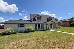 3704 W Houston St, Sherman, TX 75092 - Photo 2