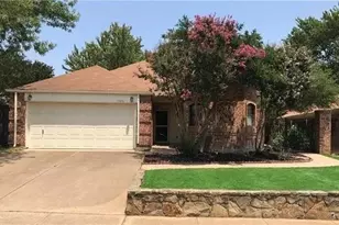 1406 Briarcrest Dr, Grapevine, TX 76051 - Photo 1