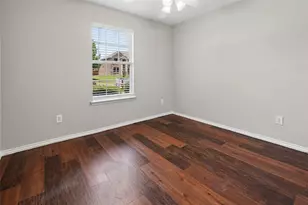 205 Rosewood Ct, Red Oak, TX 75154 - Photo 12