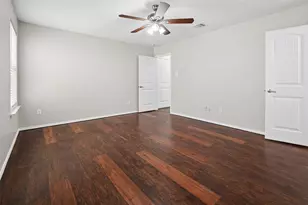 205 Rosewood Ct, Red Oak, TX 75154 - Photo 26