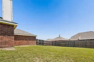 205 Rosewood Ct, Red Oak, TX 75154 - Photo 32