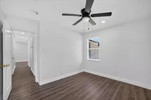 5137 E Berry St, Fort Worth, TX 76119 - Photo 12