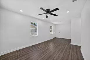 5137 E Berry St, Fort Worth, TX 76119 - Photo 4