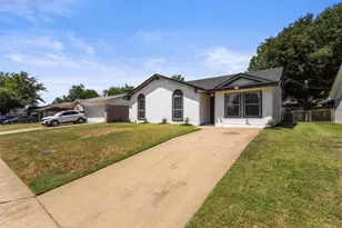 2441 Miller St, Grand Prairie, TX 75051 - Photo 1