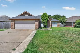 7405 Emerywood Ln, Fort Worth, TX 76137 - Photo 1
