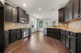 4310 Garden Path Ln, Mansfield, TX 76063 - Photo 10