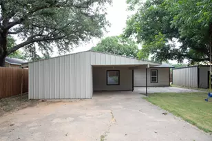 310 Colorado Ave, Graham, TX 76450 - Photo 26