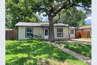 310 Colorado Avenue, Graham, TX 76450 - Photo 1