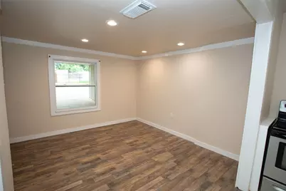310 Colorado Avenue, Graham, TX 76450 - Photo 8