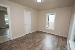 310 Colorado Ave, Graham, TX 76450 - Photo 12