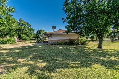 3200 Grady Street, Forest Hill, TX 76119 - Photo 16