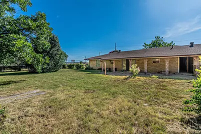 3200 Grady Street, Forest Hill, TX 76119 - Photo 10