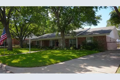 5013 Marble Falls Road, Fort Worth, TX 76103 - Photo 2