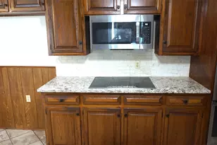 5013 Marble Falls Rd, Fort Worth, TX 76103 - Photo 8