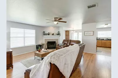 542 Del Mar Drive, Ponder, TX 76259 - Photo 6