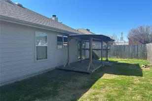 542 Del Mar Dr, Ponder, TX 76259 - Photo 24