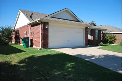 704 Corral Street, Aubrey, TX 76227 - Photo 2