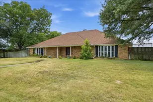130 Mulberry St, Van, TX 75790 - Photo 2