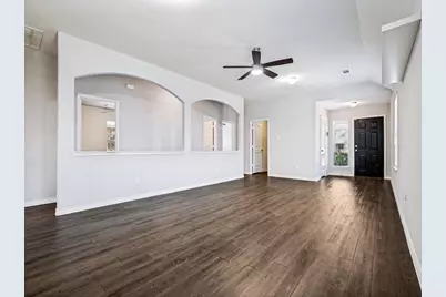 1603 Blue Jay Drive, Ennis, TX 75119 - Photo 4