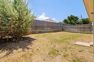 1603 Blue Jay Dr, Ennis, TX 75119 - Photo 22